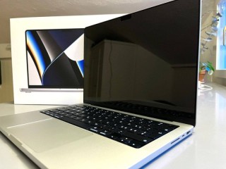 MacBook Pro 14 512/16gb